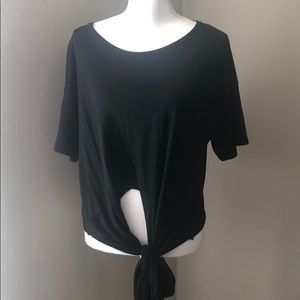 Black short sleeve tie front top, Large